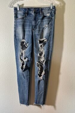 American Eagle Women's Size 6 Short High-Rise Skinny Jeans Distressed Raw Hem